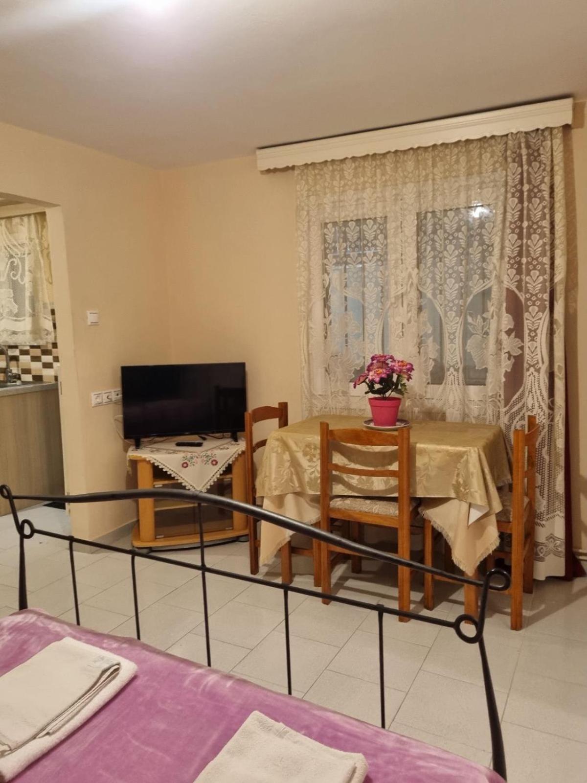 Κεντρικό, Άνετο Και Ζεστό Διαμέρισμα Kamena Vourla Exterior foto